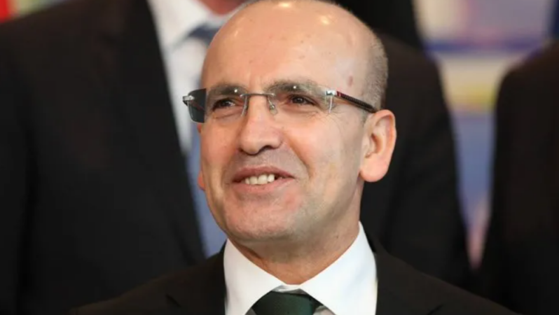 Bakan Şimşek: Asgari ücret muhtemelen enflasyonun üzerinde seyredecek