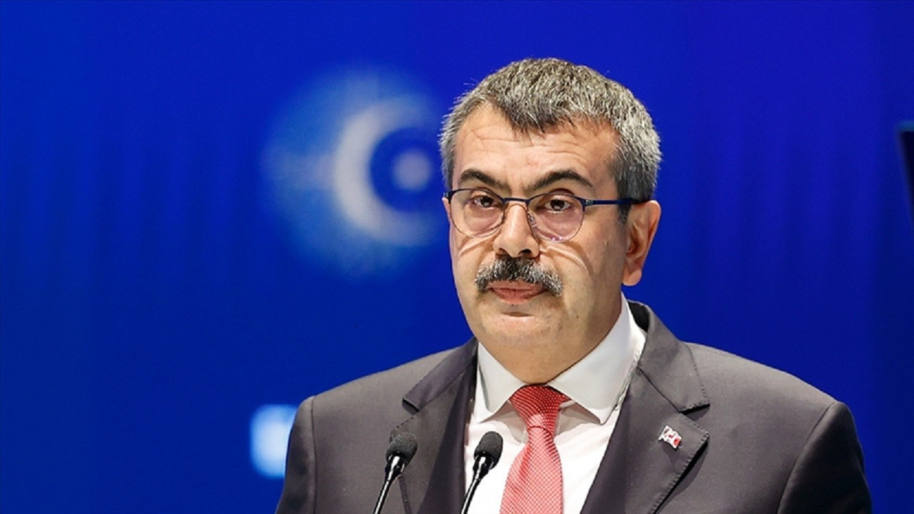 Bakan Tekin’den fiyatlı öğretmen maaşlarıyla ilgili açıklama