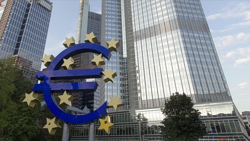 Euro Bölgesi enflasyonu Kasım’da ECB gayesini aştı