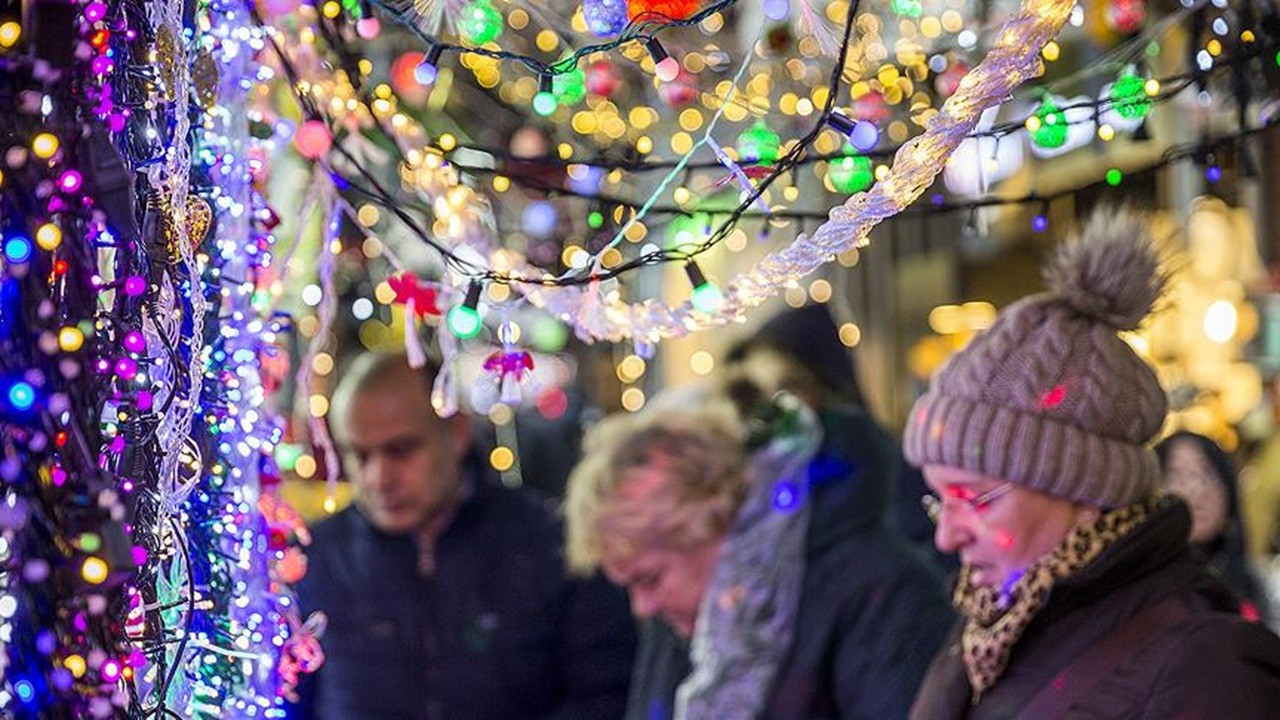 Kanada’da ‘vergi tatili’ başladı… Giysiden besine pek çok eserde vergi muafiyeti tanınıyor!