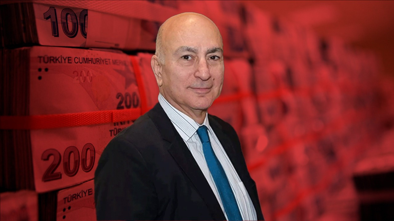 Mahfi Eğilmez’den çarpıcı anekdot: Kasayı açtım, altın saatler vardı, fakat…