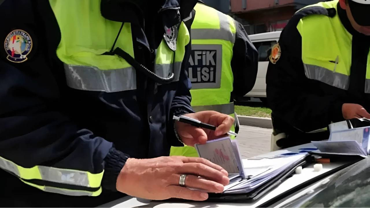 Yeni yılda trafik cezaları ne kadar olacak? (2025 trafik cezası ücretleri)