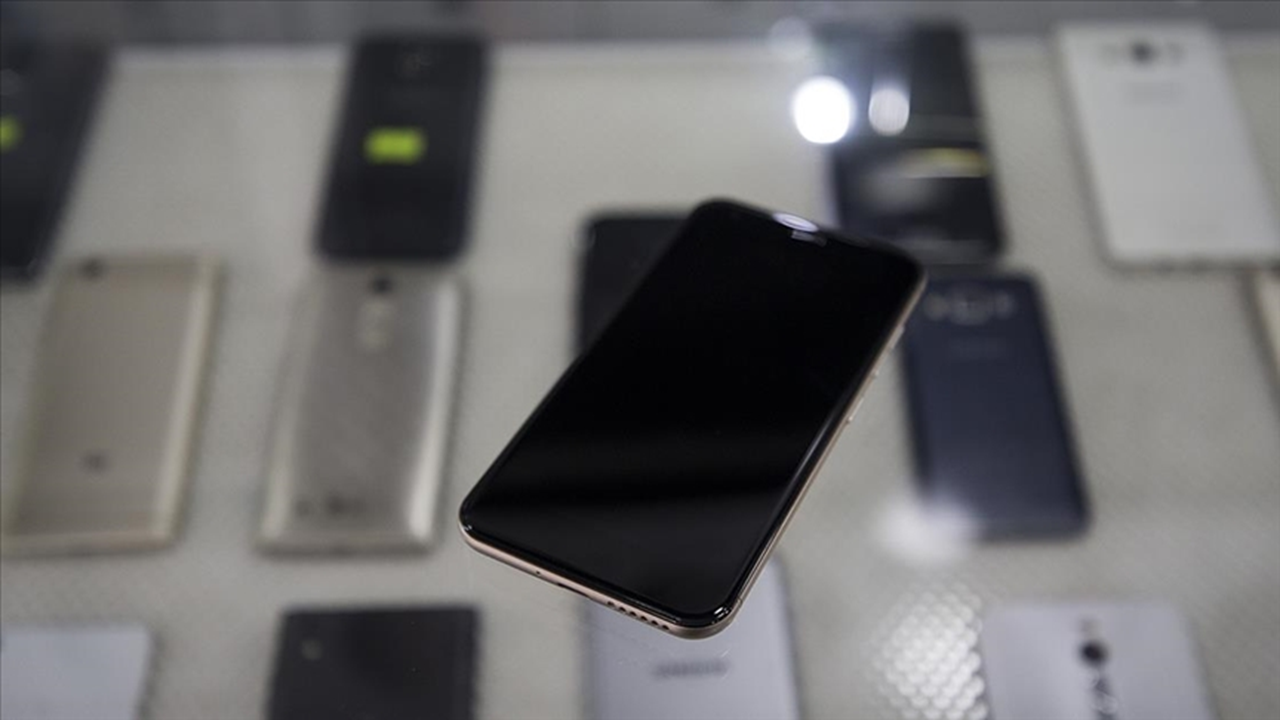 2024’te tüm dünyada 1,24 milyar akıllı telefon satıldı