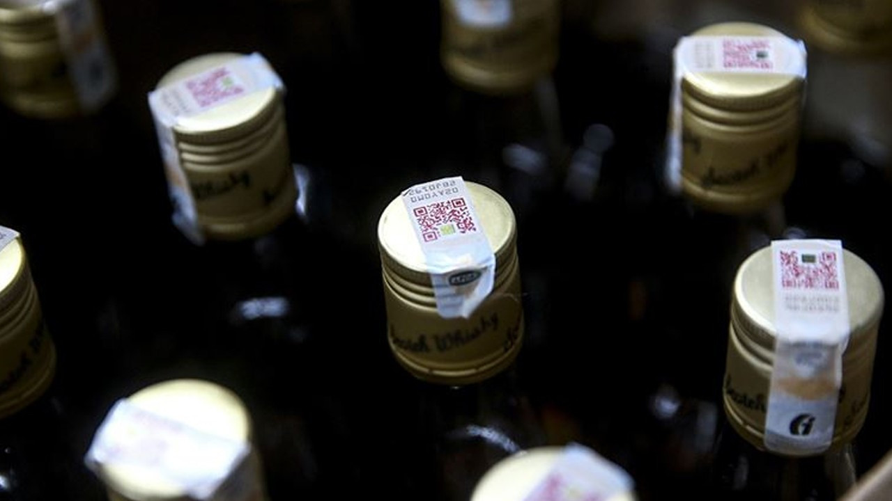 2025 yeni içki fiyatları (Tuborg, Efes, rakı, votka, viski, bira ve votka zamları)