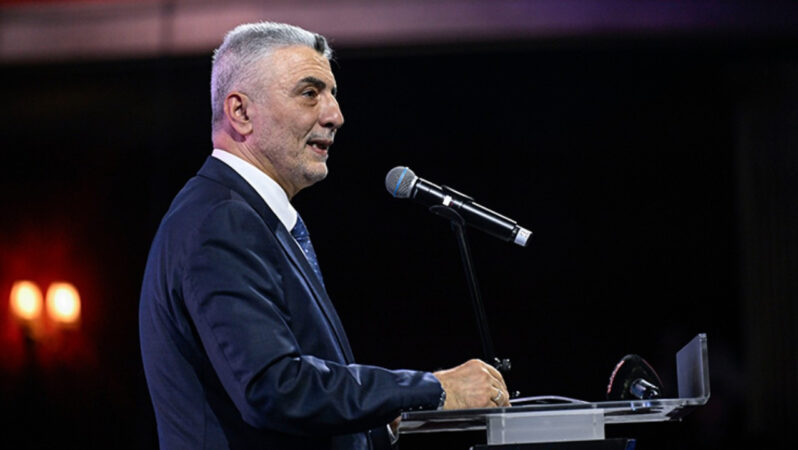 Bakan Bolat, Cilvegözü’nden duyurdu: Türkiye-Suriye ortasında ticaret tekrar canlanacak