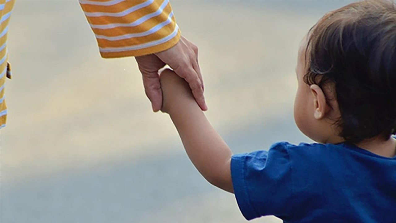 Bakan Vedat Işıkhan açıkladı: Çalışan annelere verilecek çocuk bakıcısı dayanak fiyatı muhakkak oldu