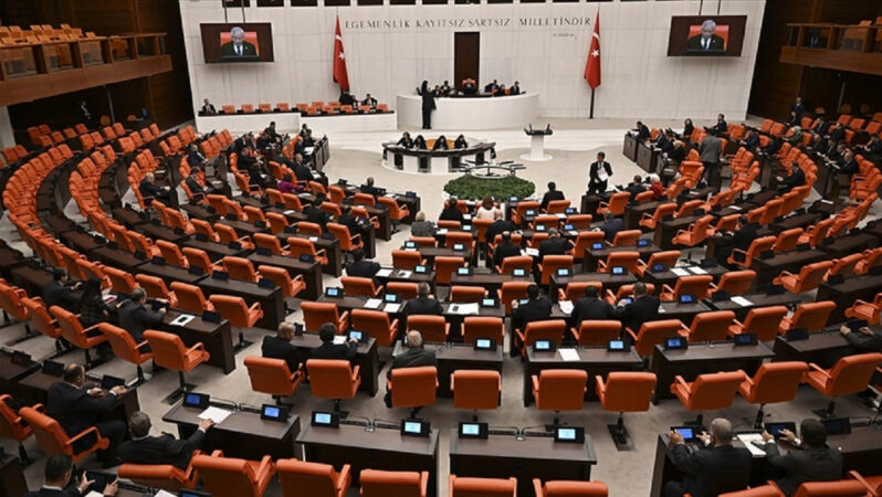 İktisada ilgi düzenlemeleri de içeren kanun teklifi TBMM’de