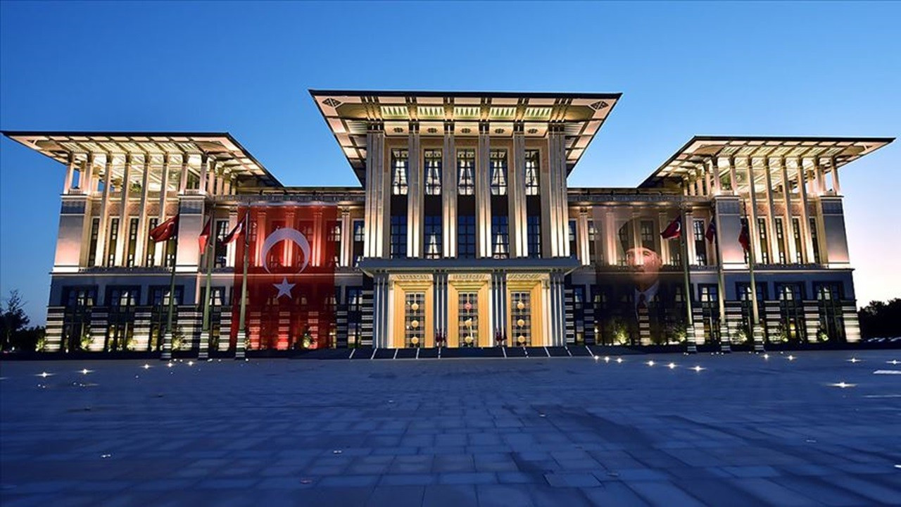 Kamu binalarında 5 yılda 1,8 milyar liralık güç tasarrufu