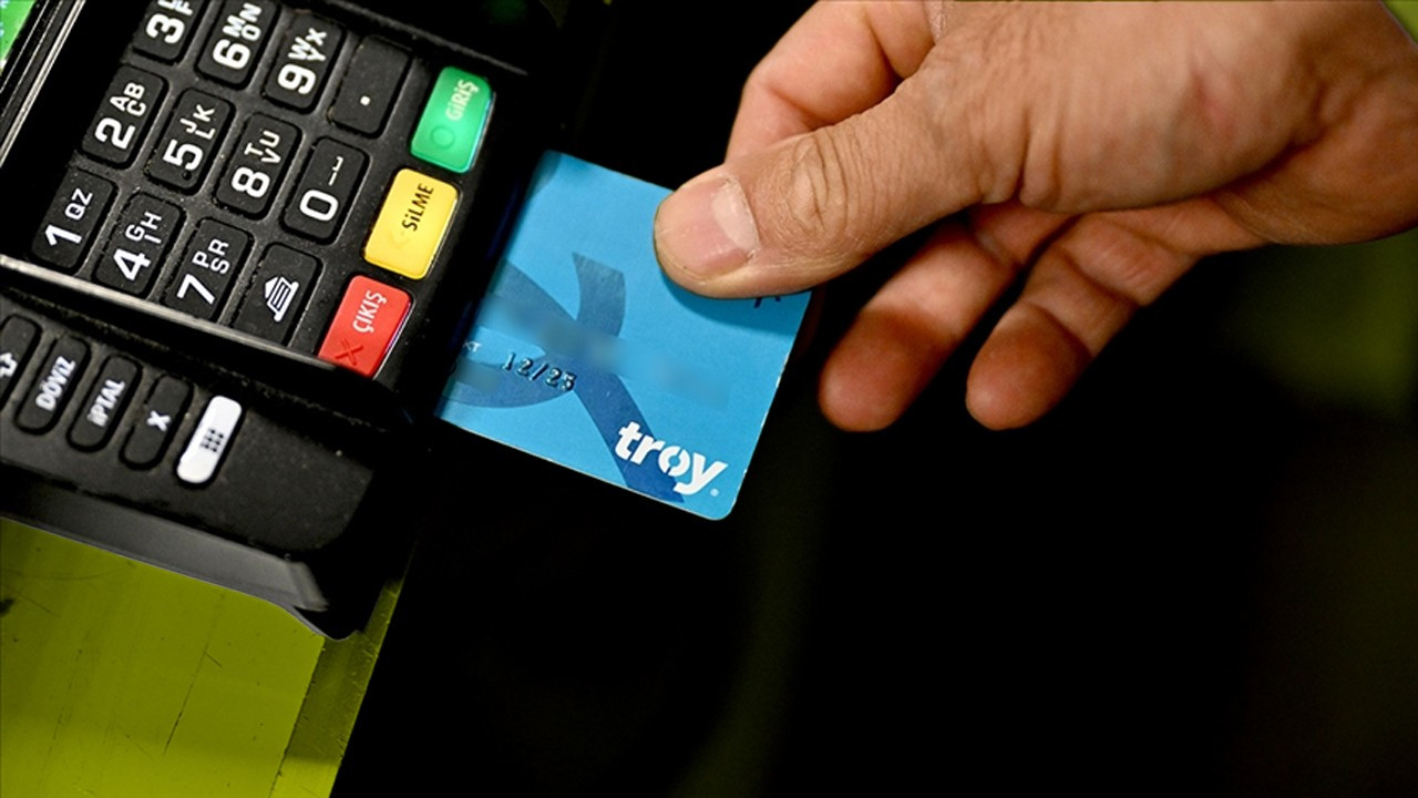 Mastercard ve VISA tarihe karışıyor… TROY artık kamu bankalarında ‘standart’ olacak!