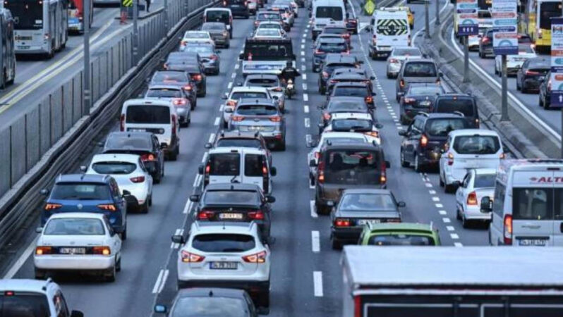 Trafikteki araçların ortalama yaşı aşikâr oldu