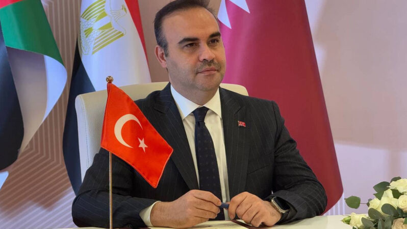 Katar’da Sürdürülebilir Ekonomik Kalkınma İçin Sanayi Ortaklığı Toplantısı