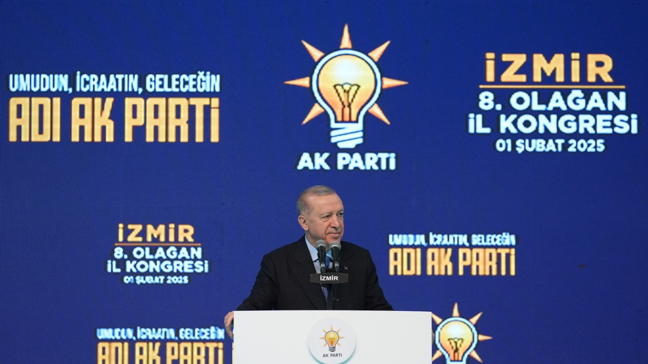 Recep Tayyip Erdoğan’ın İzmir İl Kongresi’nde Ekonomi ve Türkiye Yüzyılı Vurgusu