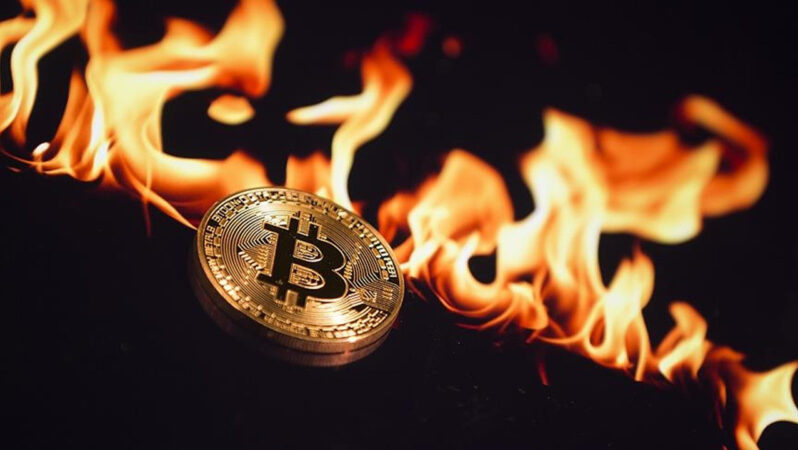 Standard Chartered’dan Bitcoin uyarısı: Satış baskısı sürüyor! Bitcoin’de düşüş devam edecek mi?