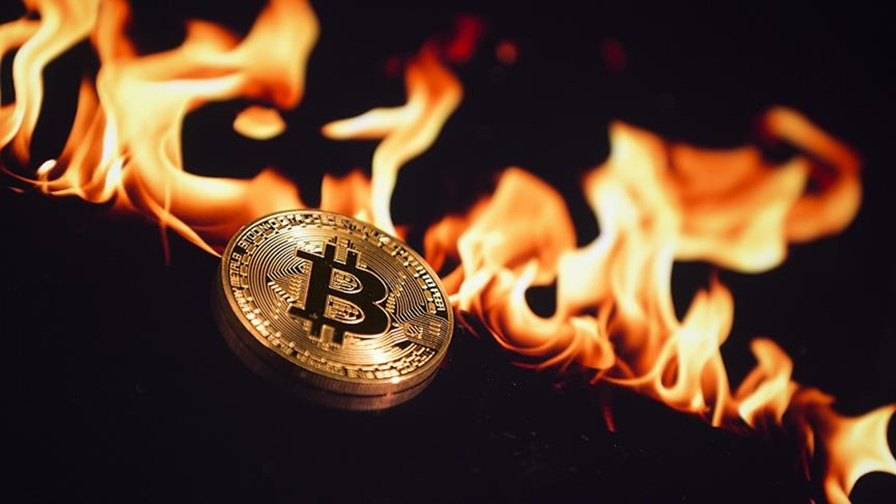 Standard Chartered’dan Bitcoin uyarısı: Satış baskısı sürüyor! Bitcoin’de düşüş devam edecek mi?