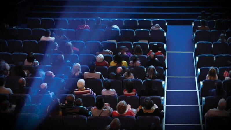 Bakan Göktaş duyurdu Sinemalarda ailelere yüzde 40 indirim
