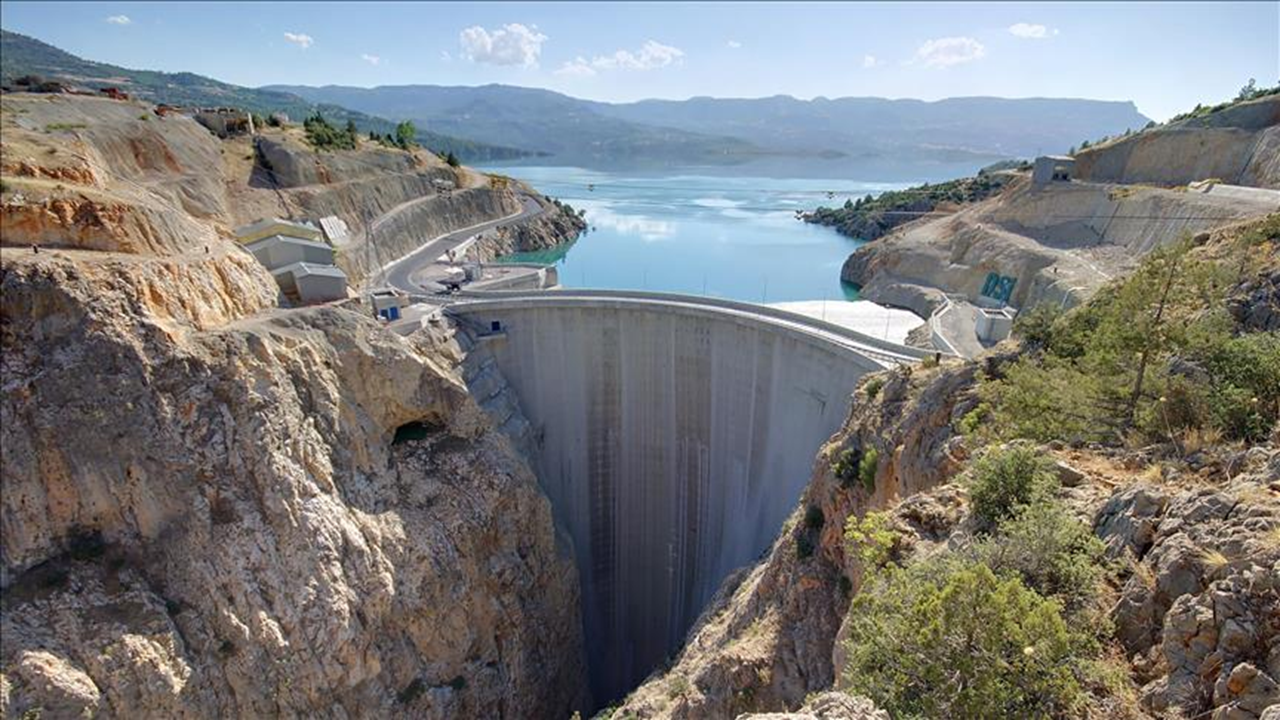 HESİAD Başkanı: “16 milyar dolarlık hidroelektrik yatırımı iki kat tasarruf sağlayacak”