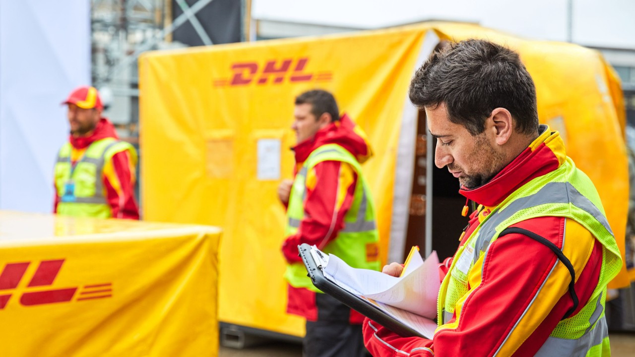 Lojistik devi DHL’den kritik karar! 8 bin kişiyi işten çıkaracak