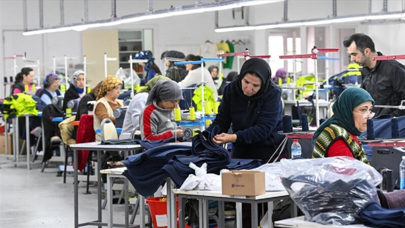 Mavi yakalıdan altın yakalıya bayanın yükselişi devam ediyor Mavi yakalıdan altın yakalıya bayanın yükselişi devam ediyor