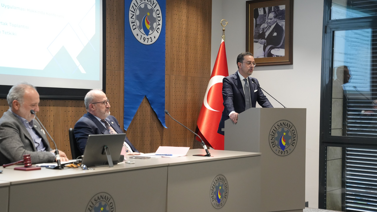 Selim Kasapoğlu: “Üretimi destekleyen siyasetlerin acil olarak uygulanması gerekiyor”