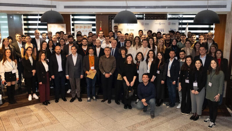 TÜSİAD’ın ‘Bu Gençlikte İŞ Var!’ programında 700 teşebbüse takviye